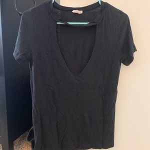 Black deep v tshirt